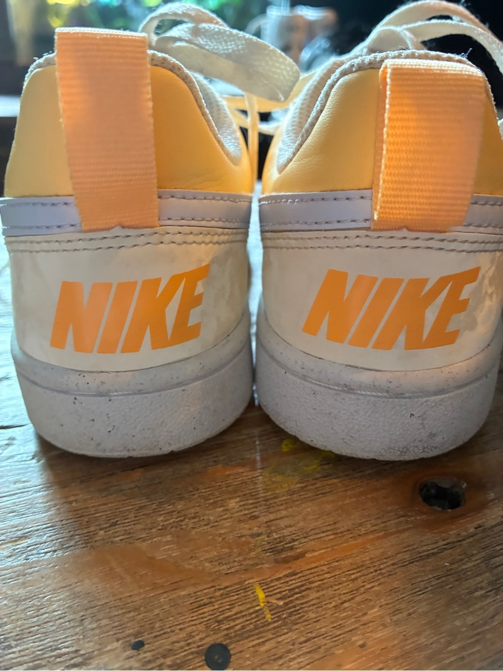 Nike Kids Low-Top Sneakers in Yellow and White